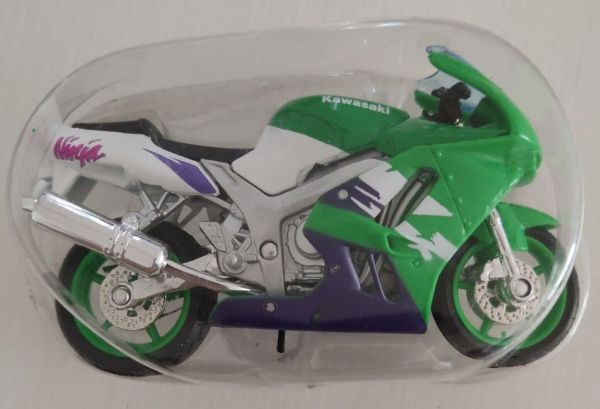 MST306G - KAWASAKI Ninja ZX-9R Verte - 1