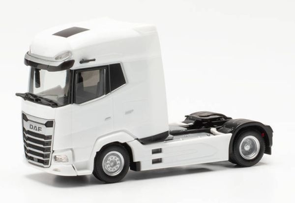 HER316033 - DAF XG plus 4x2 blanc - 1