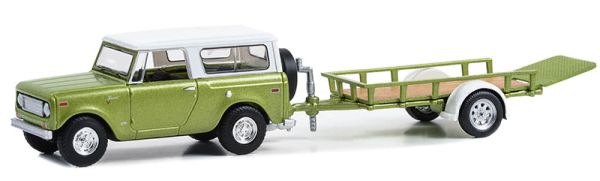 GREEN32300-B - HARVESTER Scout avec remorque 1970 de la série HITCH & TOW sous blister - 1