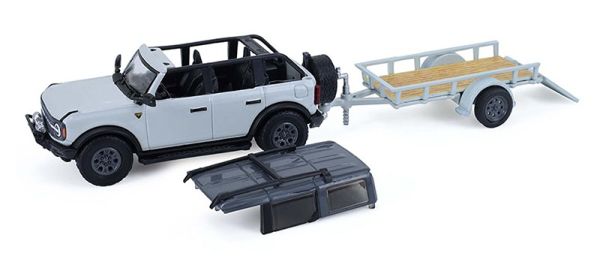 GREEN32330-D - FORD Bronco 4 portes vert cactus avec remorque plateau et moto 2021  de la série HITCH & TOW sous blister - 1