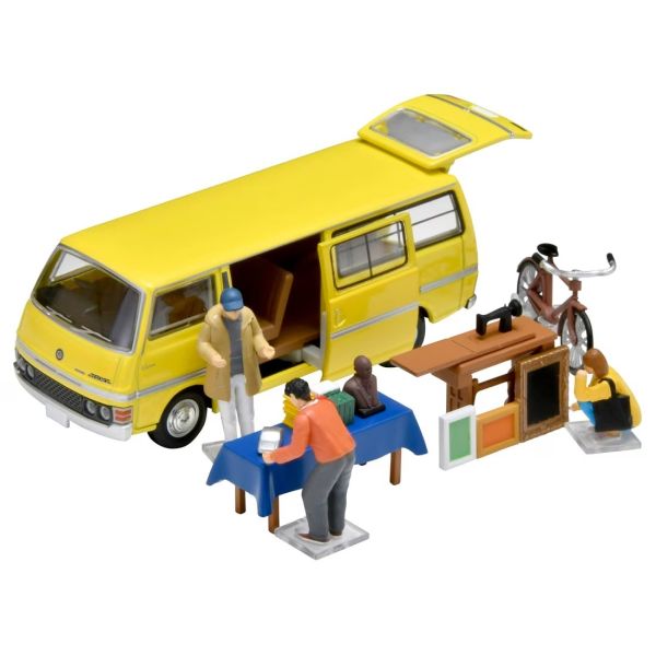 TOM325246 - Marché aux puces avec NISSAN Homy Van jaune et accessoires - 1