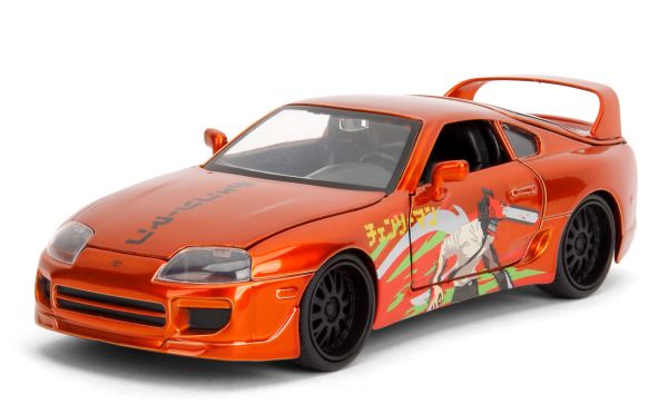 JAD35181 - TOYOTA Supra 1995 orange avec figurine L'Homme à la Tronconneuse - 1