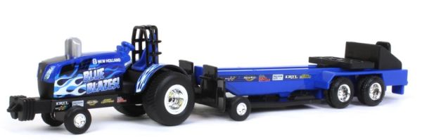 ERT37940-1 - NEW HOLLAND BLUE BLAZES tracteur pulling avec remorque - 1