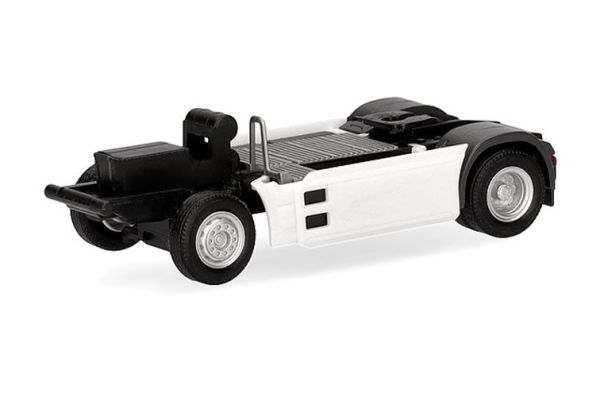 HER086325 - MAN TGX chassis 2 essieux avec coffre à batterie et carénage latéral - 2 pièces à assembler - 1