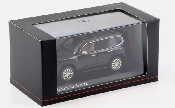 TOYOTA Land Cruiser ZX Noir | Collect World