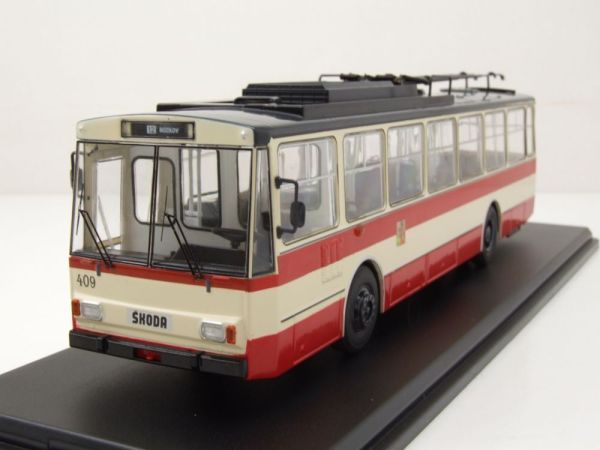 PRX47171 - SKODA 9 TR bus Plzen Cz beige et rouge - 1