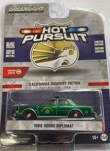 GREEN42970-CVERT - DODGE Diplomat 1988 Verte Patrouille de Califonie HOT PURSUIT séries 39 sous blister - 1