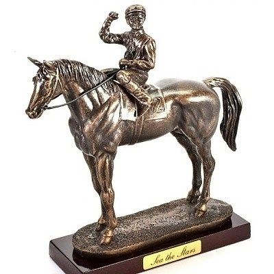 ATL4652117 - Statue cheval de course – Sea the stars - 1