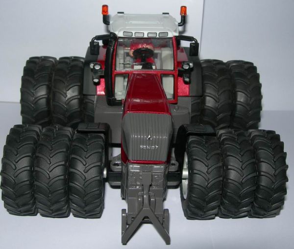 SIK3254 DE - FENDT 926 12 ROUES.Série Spécial - 1
