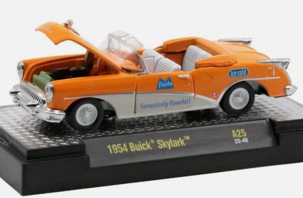 M2M-52500A25-A - BUICK Skymark 1954 FANTA sous blister - 1