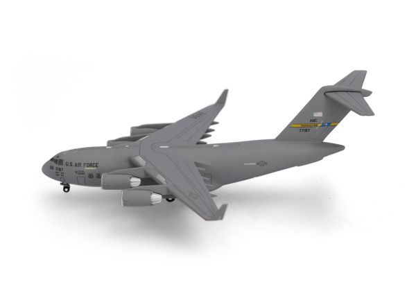 HER537964 - BOEING C-17A U.S. AF 437th Airlift Wing  Spirit of the Candy Bomber - 1
