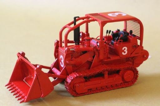 FIGE50-3075 - Bulldozer INTERNATIONAL 175 avec godet et treuil édition Pompier - 1