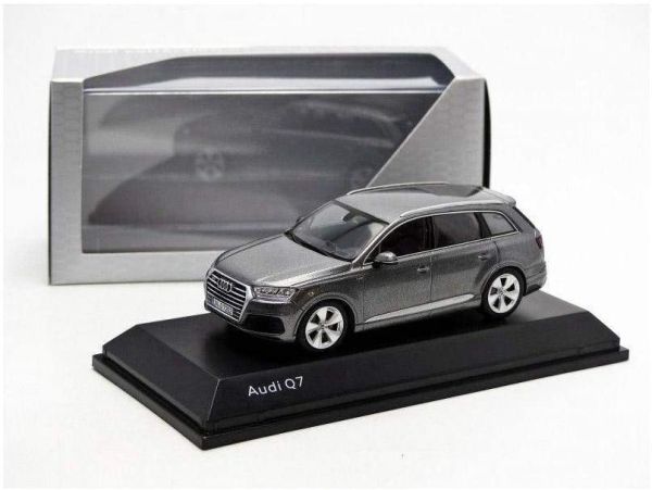 SPA5011407633 - AUDI Q7 gris foncé - 1