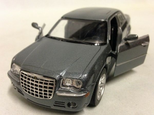 Chrysler 300c miniature hotsell