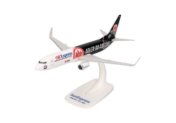 HER614481 - BOEING 737-800 Sun Express EINTRACHT FRANKFURT - SGE EXPRESS blanc - 1