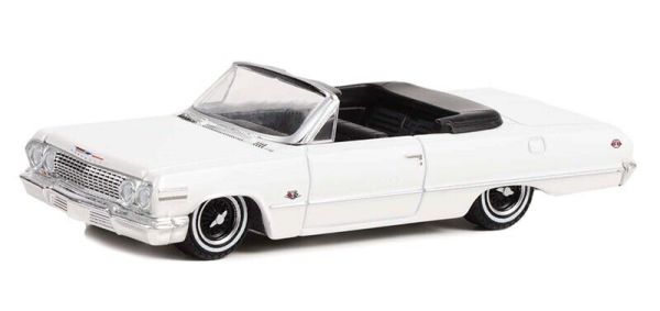 GREEN63030-C - CHEVROLET Impala SS 1963 California Lowriders blanche vendue sous blister - 1