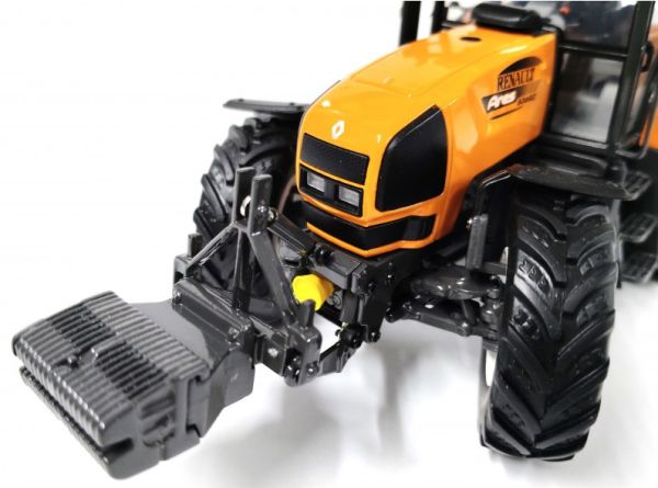 MODELLINO UNIVERSAL HOBBIES TRATTORE MASSEY FERGUSON 6495 DYNA-6 scala