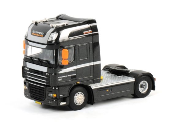 WSI04-1062 - DAF XF 105 SSC 4x2 Edition limitée noir - 1
