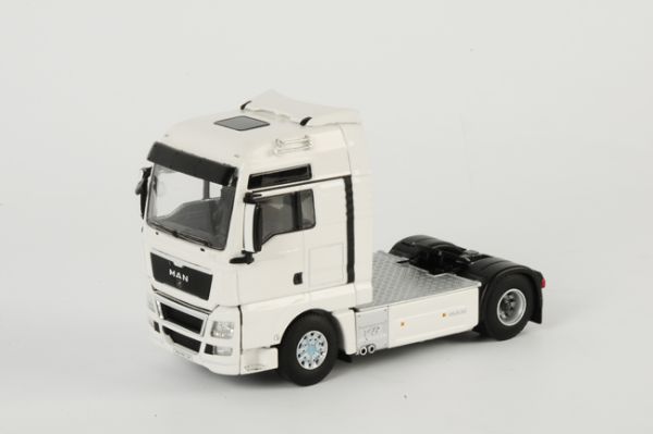 WSI03-1039 - MAN TGX XXL 4x2 Blanc - 1