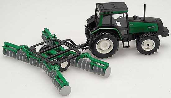 JOA255OS - VALTRA 6850 avec Herse - OFFRE SPECIALE 225 € d'achat - 1