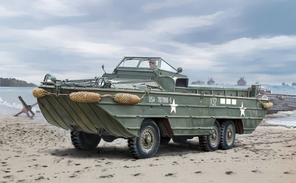 DINKY TOYS : Camion Amphibie militaire DUKW, réf.825, échelle 1/43ème