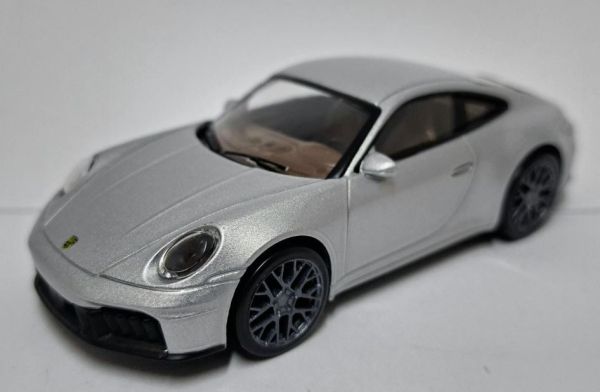NOREV750065 - PORSCHE 911 GTS 2024 Gris Argent polaire - Jet-car - 1