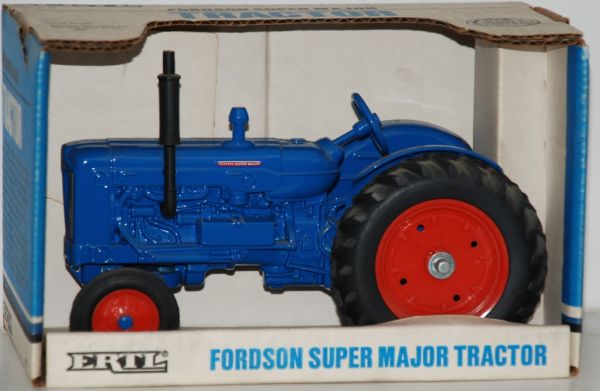 ERT859 - FORDSON Super Major -1/16 - 1