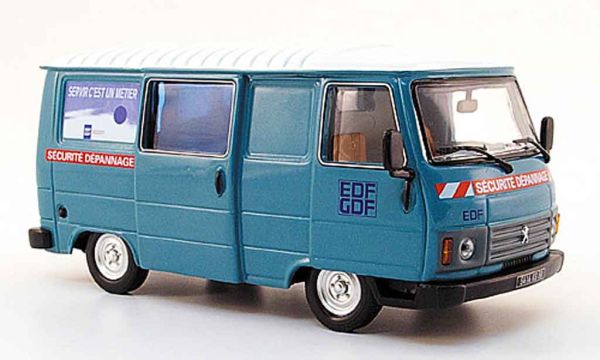 NOREV472110 - PEUGEOT J9 EDF Ech:1/43 - 1
