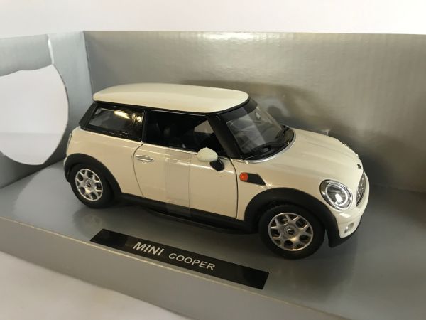 NEW71023-1 - MINI COOPER blanche - 1