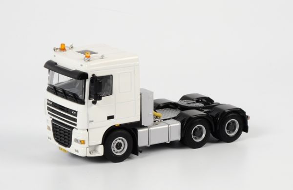 WSI03-1024 - DAF XF105 SC 6x4 Blanc - 1