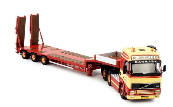 Camion EMEK Volvo FH Noir Avec Porte-engin 3 Essieux Et Pelleteuse LANNEN - Échelle 1/25