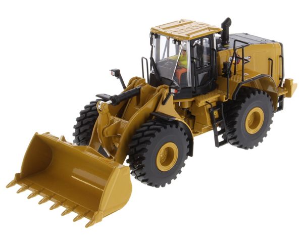 DCM85682 - Chargeuse sur pneus CATERPILLAR 966GC - 1