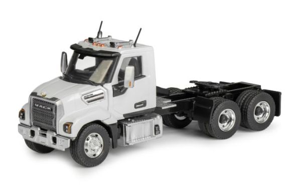 CON86005/0 - MACK Keystone 6x4 blanc - 1