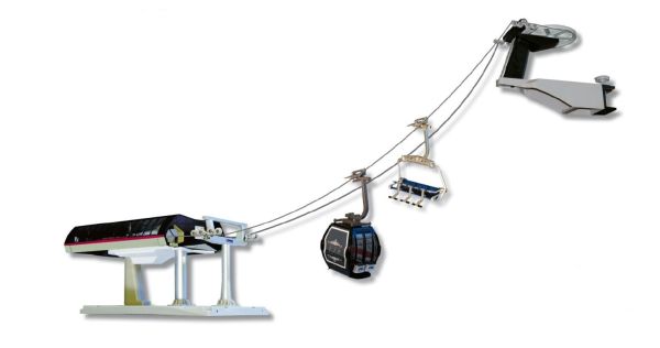 JC84394 - Remontée mécanique avec une télécabine et un télésiège Noire et grise - 1