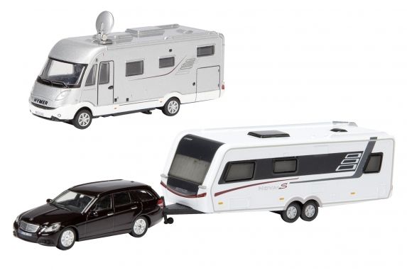 SCH25968 - Lot camping car avec voiture et caravannes Ech:1/87 - 1