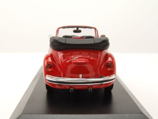 Maxichamps 1/43 - Volkswagen 1303 Cabriolet 1979 - Réf 940055131
