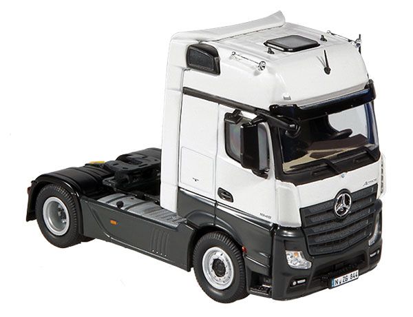 NZG844/05 - MERCEDES Actros FH25 Giga Space 