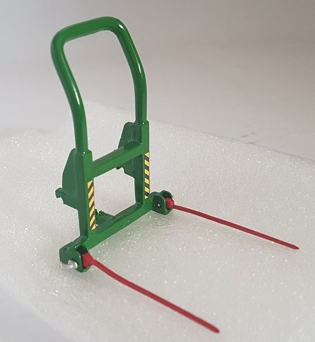 AGM09 - Pic-balle Vert et Rouge - Artisanal - 1