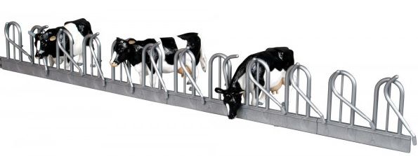 AGR06 - Cornadis 10 emplacements long 35cm sans le support et les animaux - 1