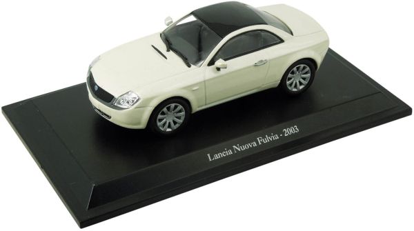 AKI0022 - Concept car LANCIA Fulvia blanche toit noir - 1