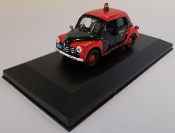 AKI0153 - RENAULT 4Cv rouge et noire police Monégasque - 1