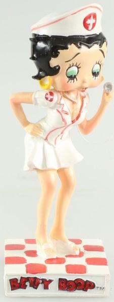 AKI0229 - Figurine Betty Boop infirmière H 13 cm - 1