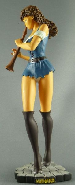 AKI0253 - Figurine Manara Aurélia hauteur 16 cm - 1