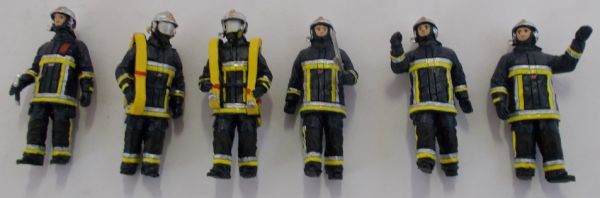 ALERTE0085 - 6 figurines pompiers feu urbain limité à 500 exemplaires - 1