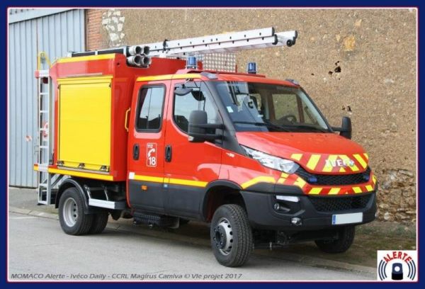 Véhicule de pompier IVECO Daily de 2014 version double cabine Magirus