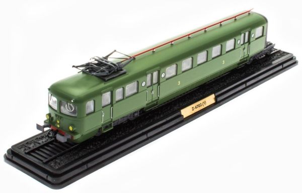 ATL2434019 - Automotrice Type Z-4702 réseu SNCF 3ème classe verte de la série Les Automotrices des Réseaux Français machine non-fonctionnel - 1