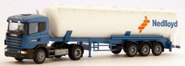 AWM70972 - SCANIA L124   4x2 Avec citerne 3 Essieux 