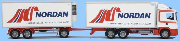 AWM71439 - SCANIA L144  porteur 3 Essieux avec remorque 3 Esssieux frigorifique 