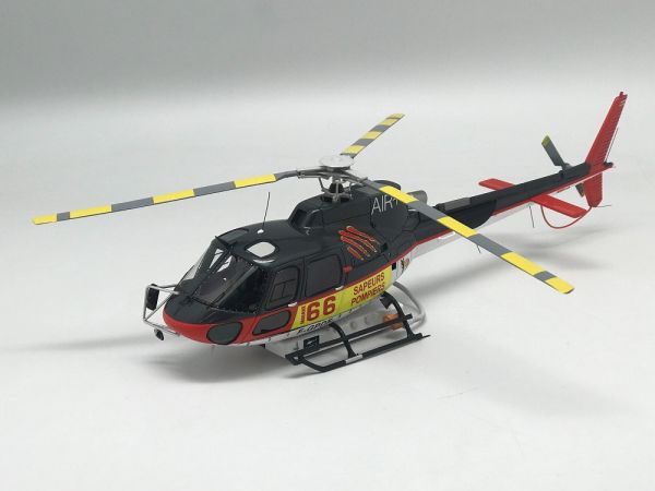 ALERTE0112 - Hélicoptère AS 350 ECUREUIL SDIS 66  PYRENEES-ORIENTALES - 1