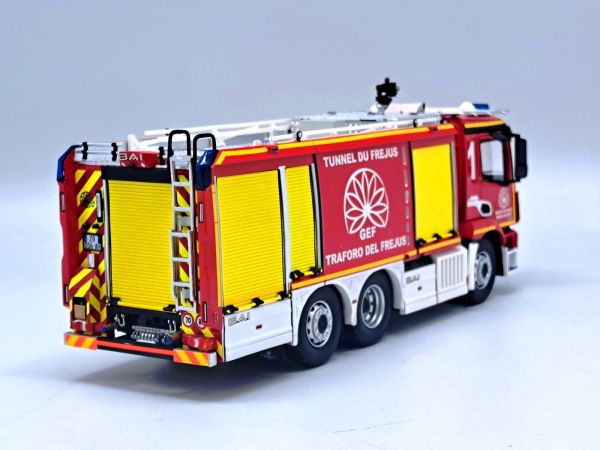 Modèle Réduit Camion De Pompiers Mercedes-Benz Antos BAI Tunnel Du Fréjus 1/43 - Alerte
